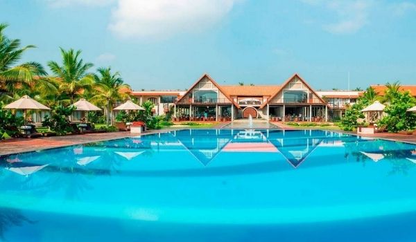 uga bay luxury resort passikudah sri lanka